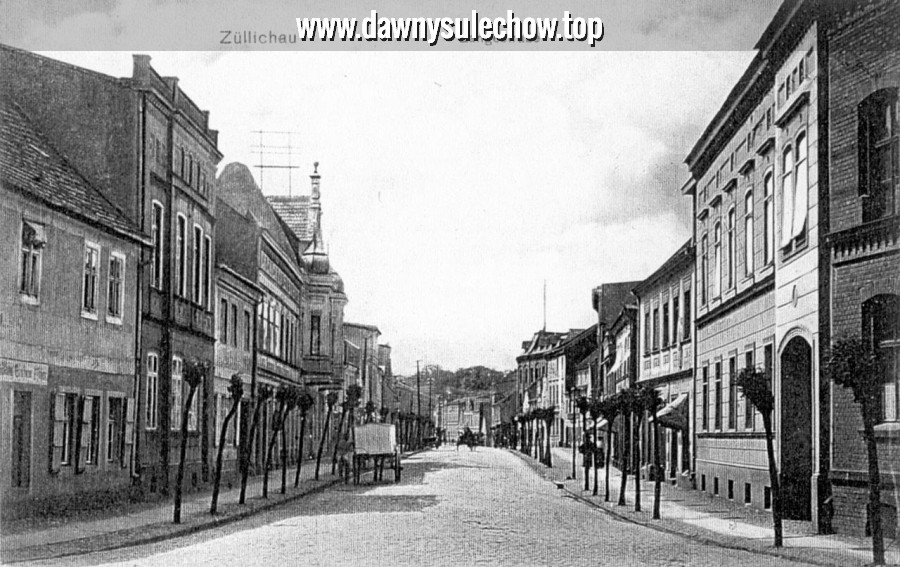 Urokliwa ulica Armii Krajowej z początku XX wieku