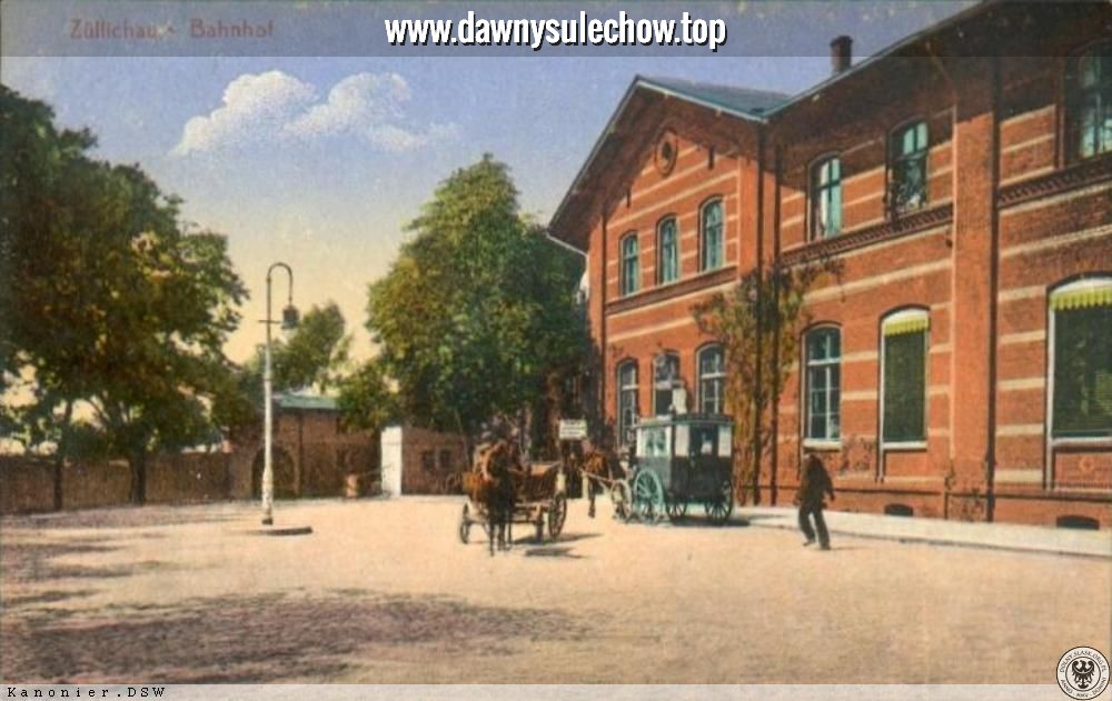 Dworzec kolejowy około 100 lat temu